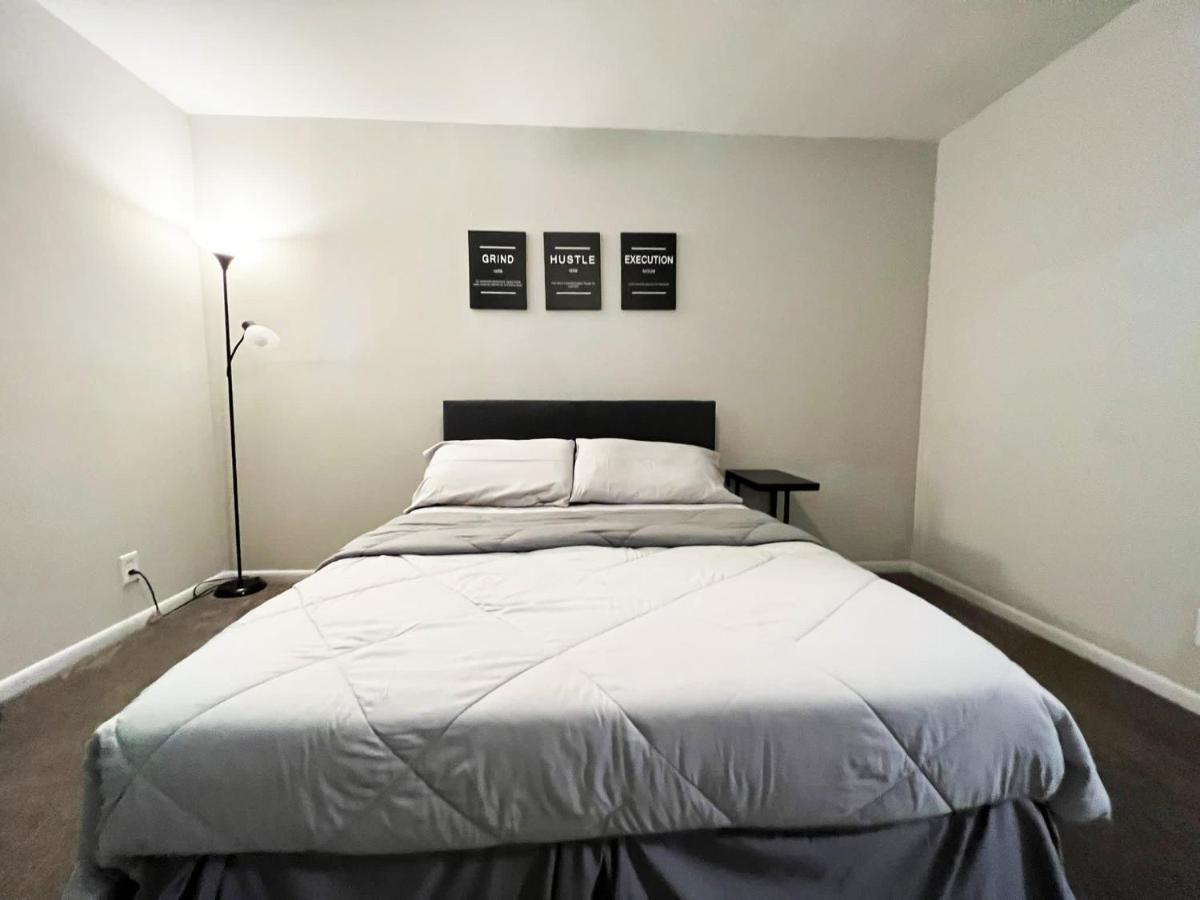 The Lux 28 Tvs Every Room Free Wifi Atlanta Exterior photo